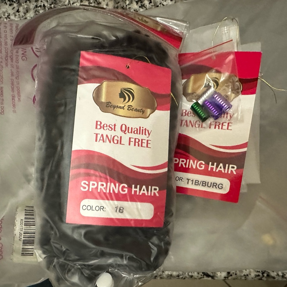BNIB Spring Hair 1b